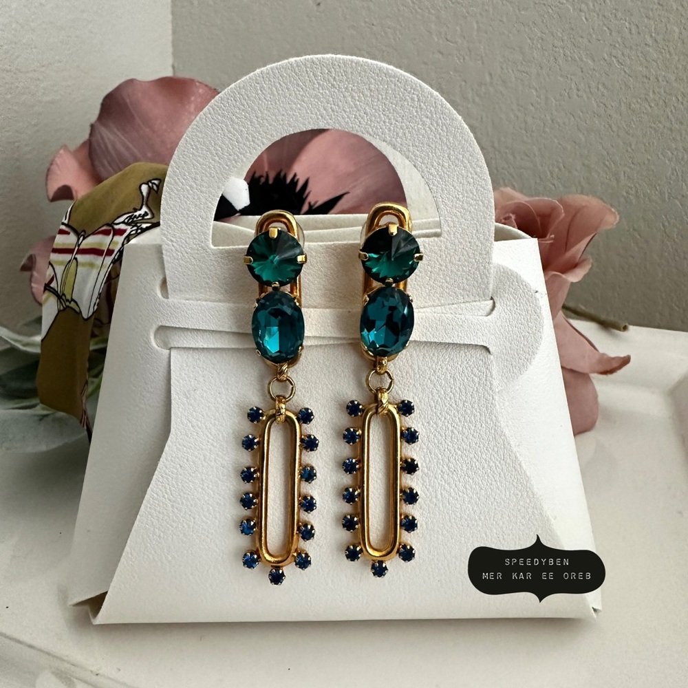 Elizabeth Cole Cassidy Earrings
